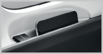 2 X 12V Power Sockets (Deck & Rear Console)